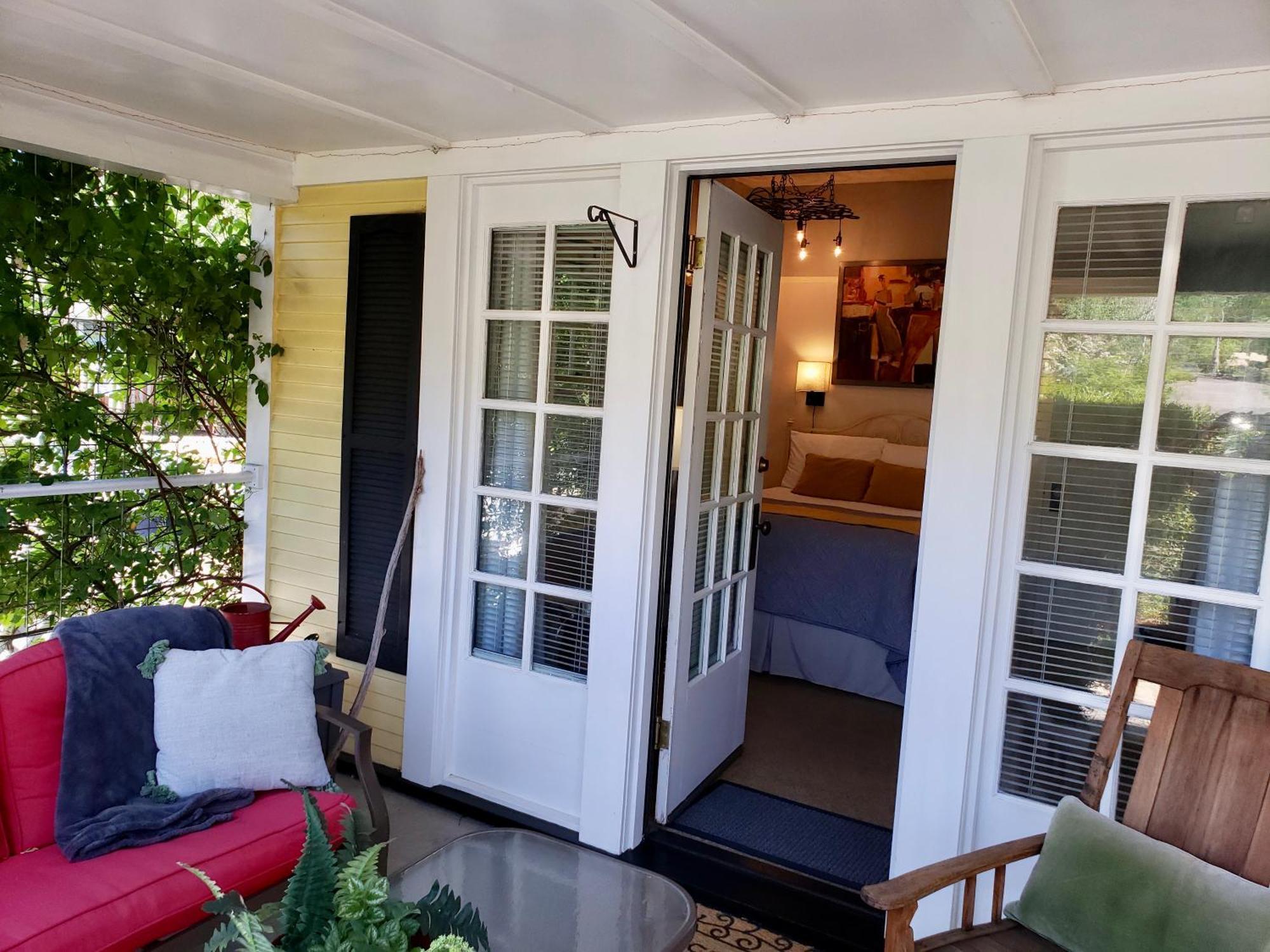 Bayberry Inn B&B And Oregon Wellness Retreat أشلاند المظهر الخارجي الصورة