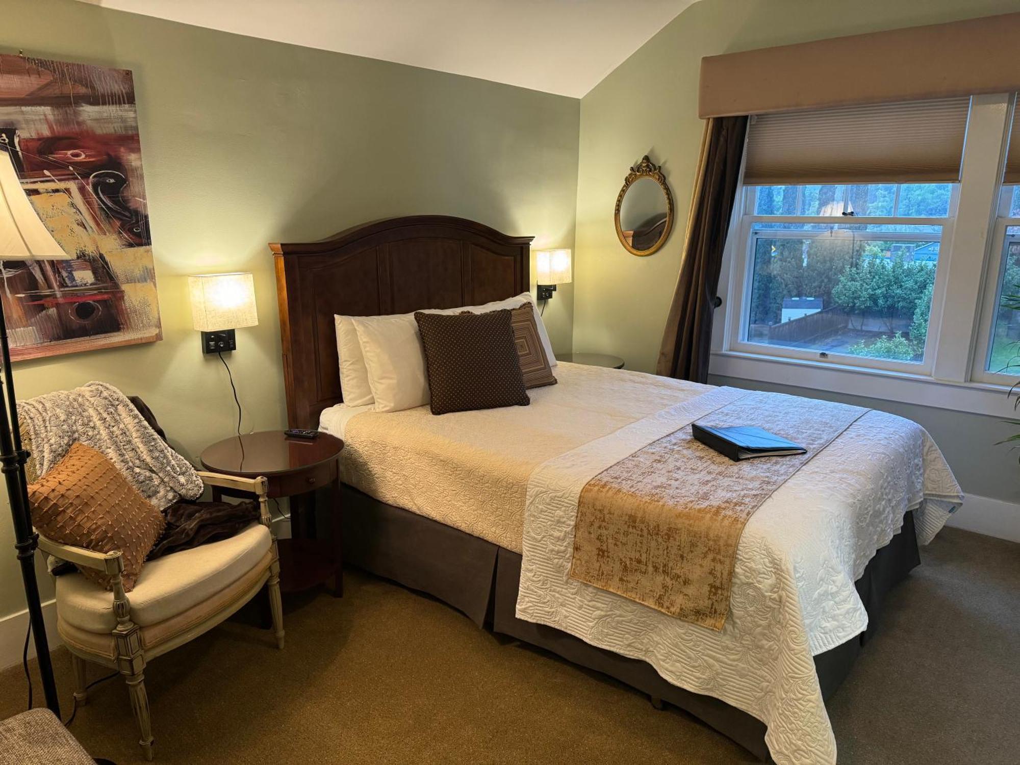 Bayberry Inn B&B And Oregon Wellness Retreat أشلاند المظهر الخارجي الصورة